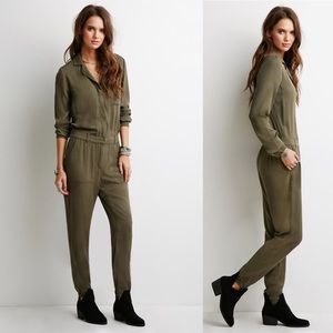 F21 olive green boiler suit long sleeve jumpsuit small NEW